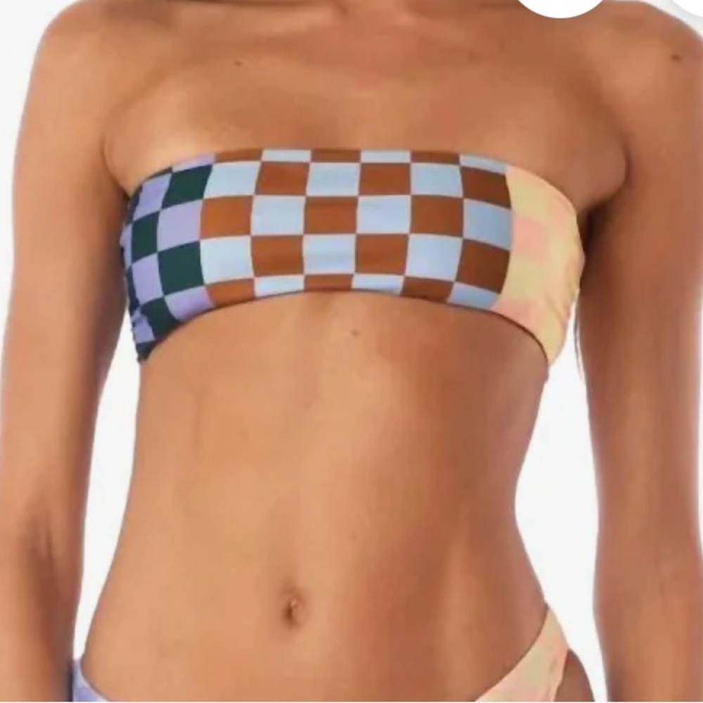 Maaji bikini top medium- MINOR FLAW